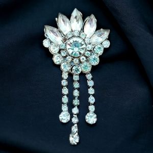 Vintage art deco pot metal paste brooch